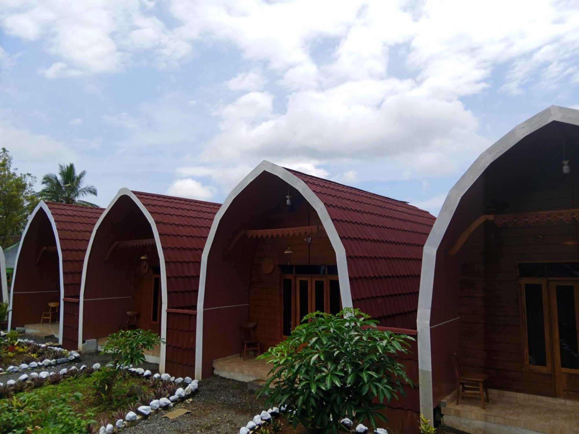 Indah Damai Cottages Sidomukti Exterior photo
